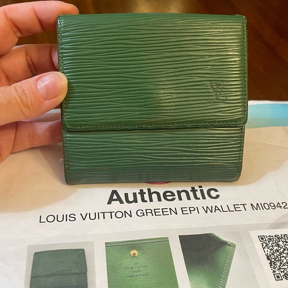 SOLD Authentic pre-loved LV Epi wallet